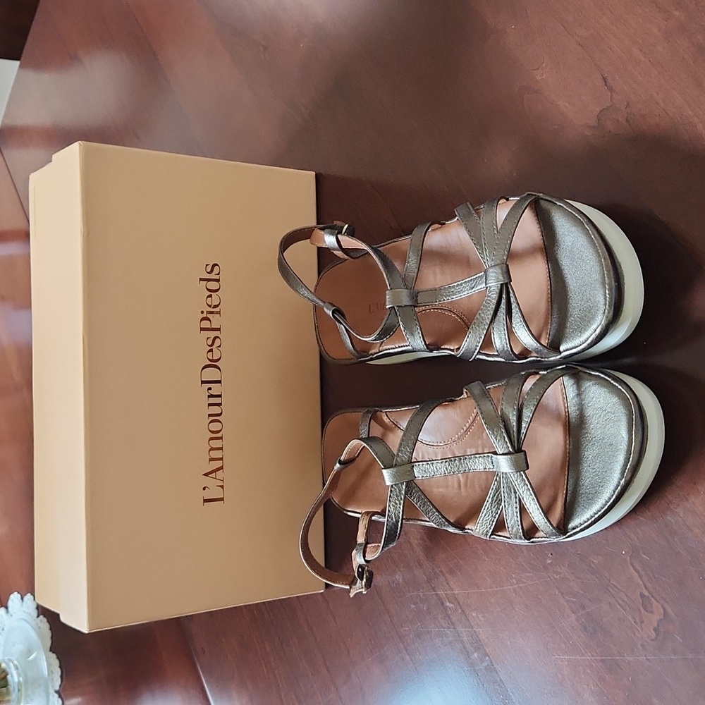 L'Amour Des Pieds Vanessa Sandals 8M